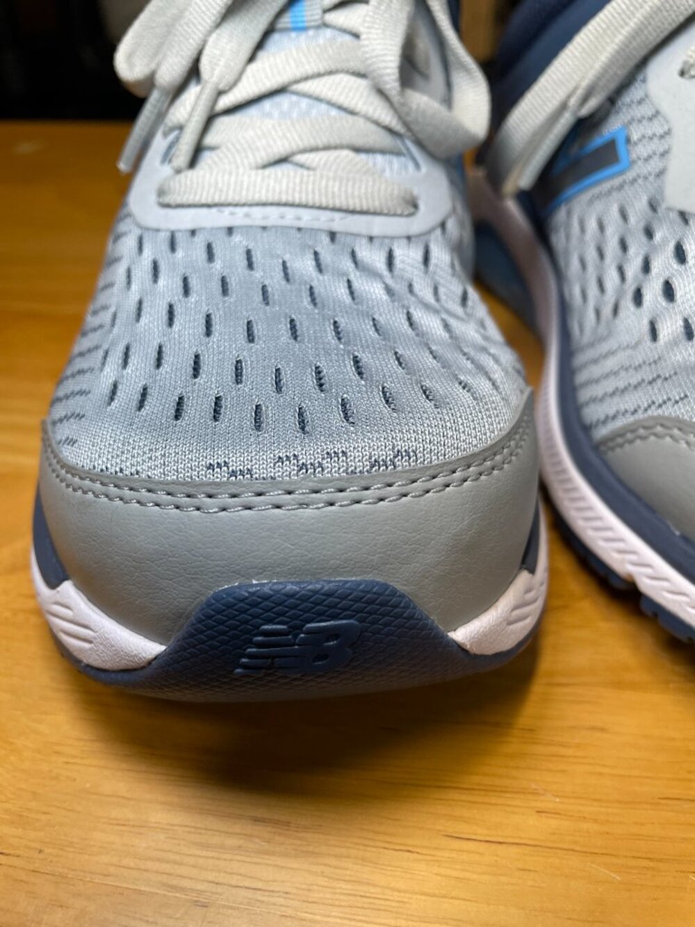New Balance 847v4 Walking Shoes Sneakers Womens Size 9 D Light Aluminum WW847LG4 - Picture 6 of 15